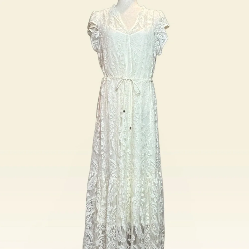 New Steve Madden Dress Paisley Floral Lace Maxi Dress in Natural Size Medium - Picture 4 of 17
